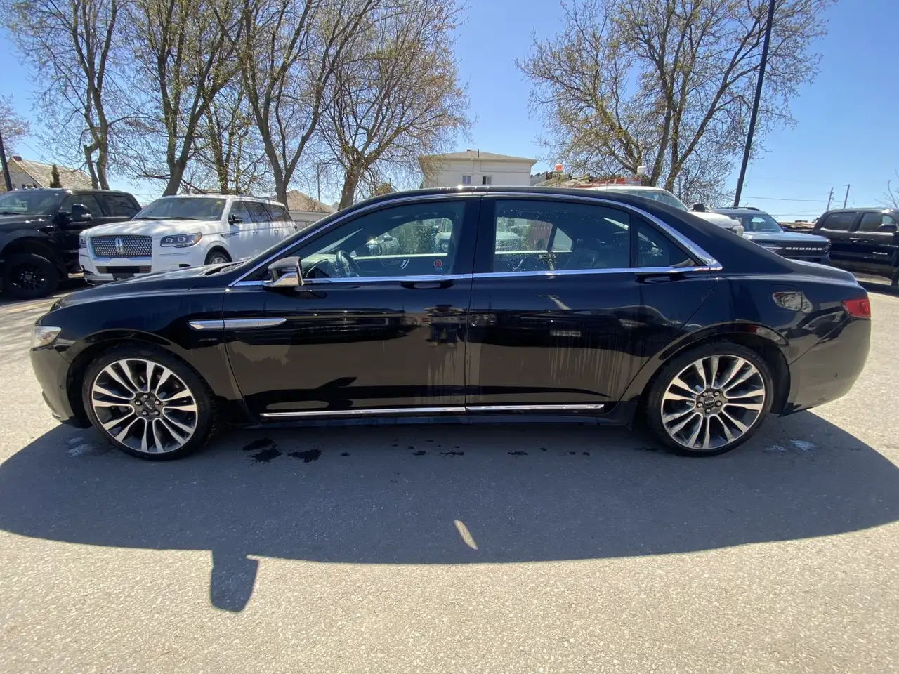 Lincoln Continental photo Lincoln Continental