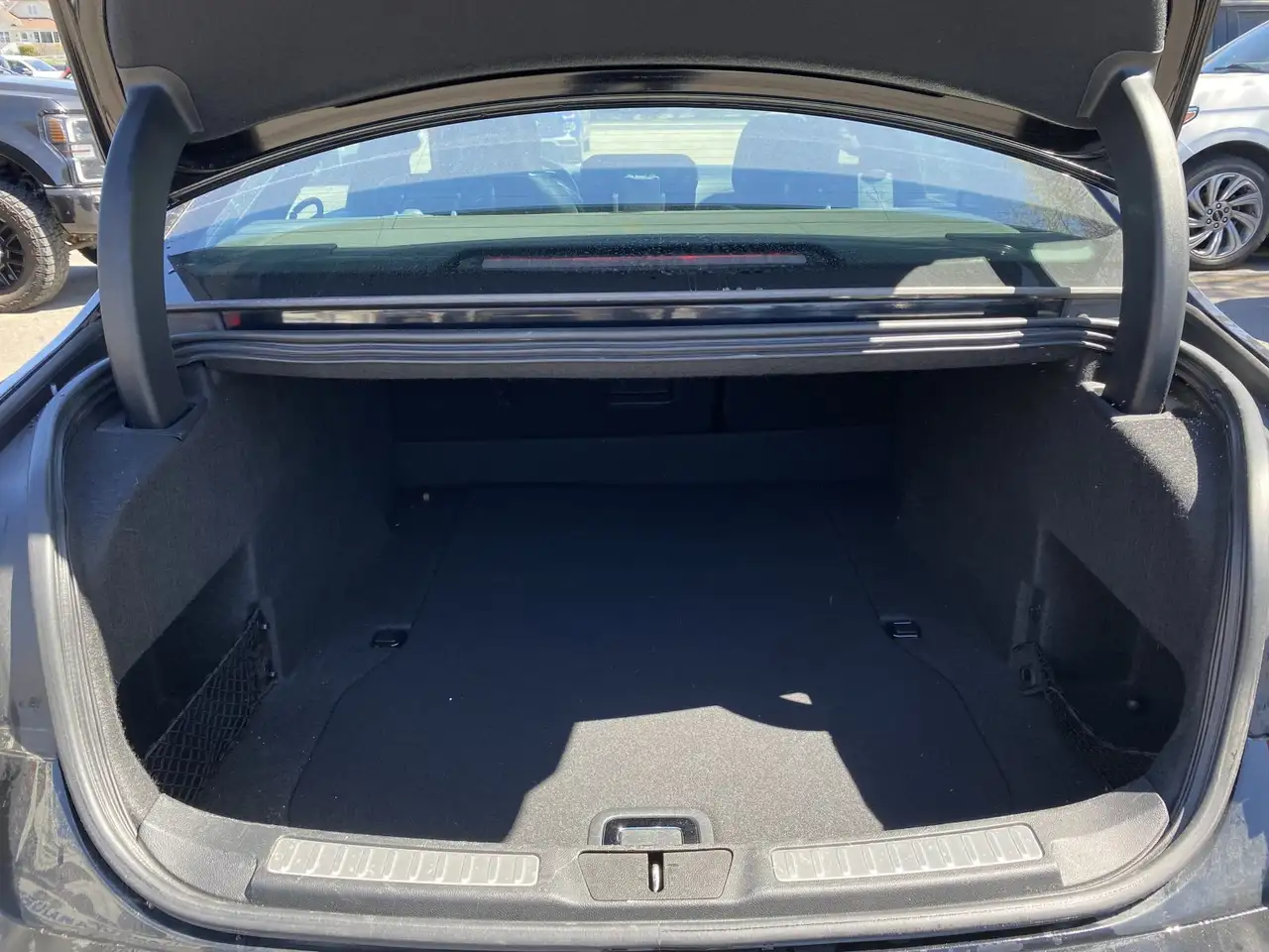 Lincoln Continental photo Lincoln Continental