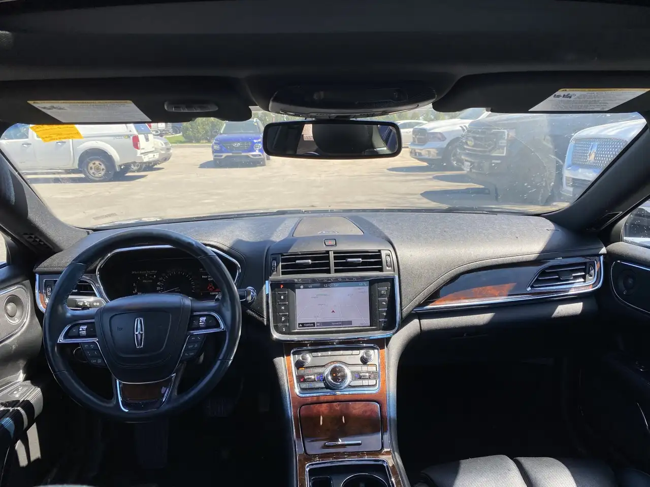 Lincoln Continental photo Lincoln Continental