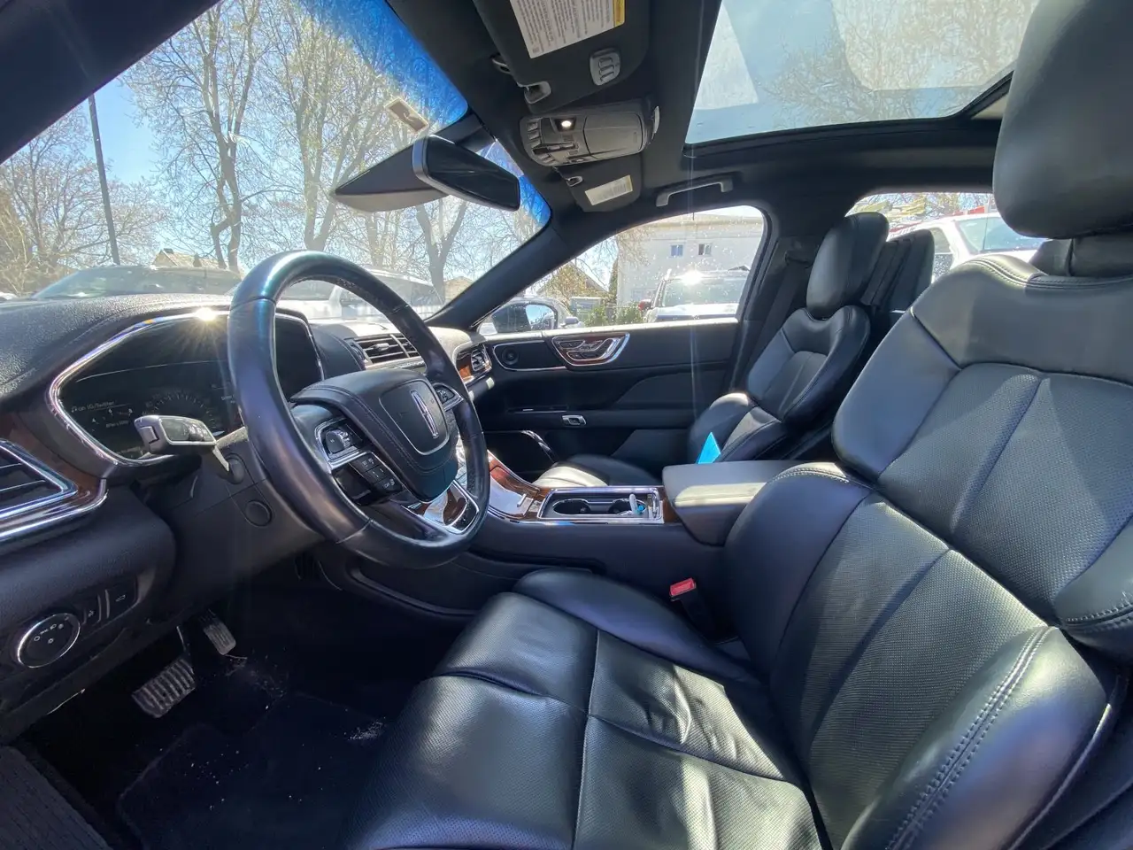 Lincoln Continental photo Lincoln Continental