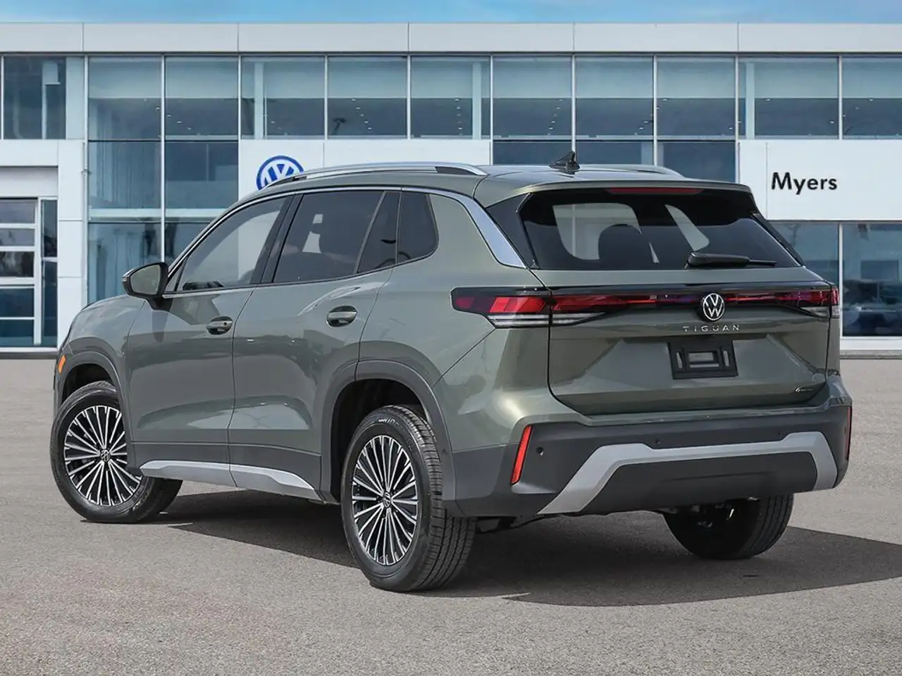 Volkswagen Tiguan снимка Volkswagen Tiguan