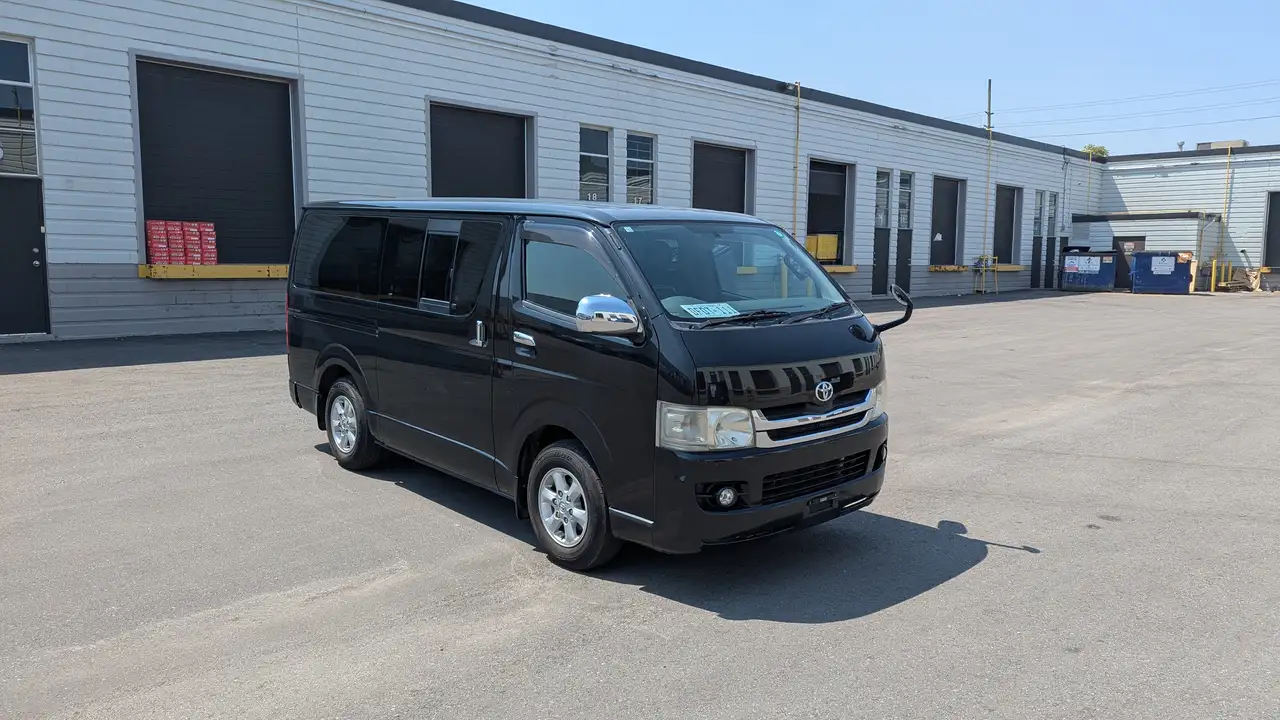2010 Toyota Hiace