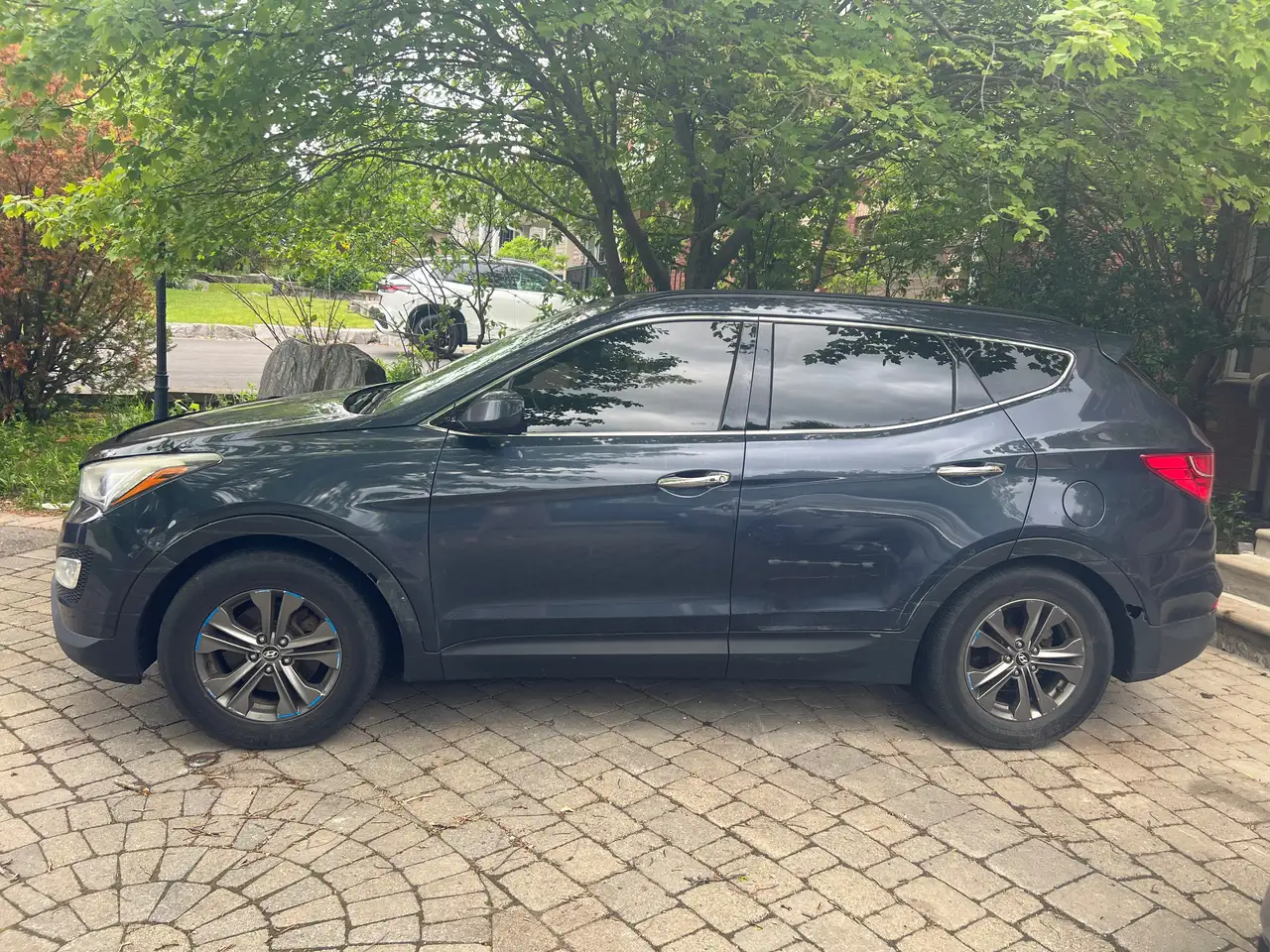 Hyundai SANTA FE photo Hyundai SANTA FE