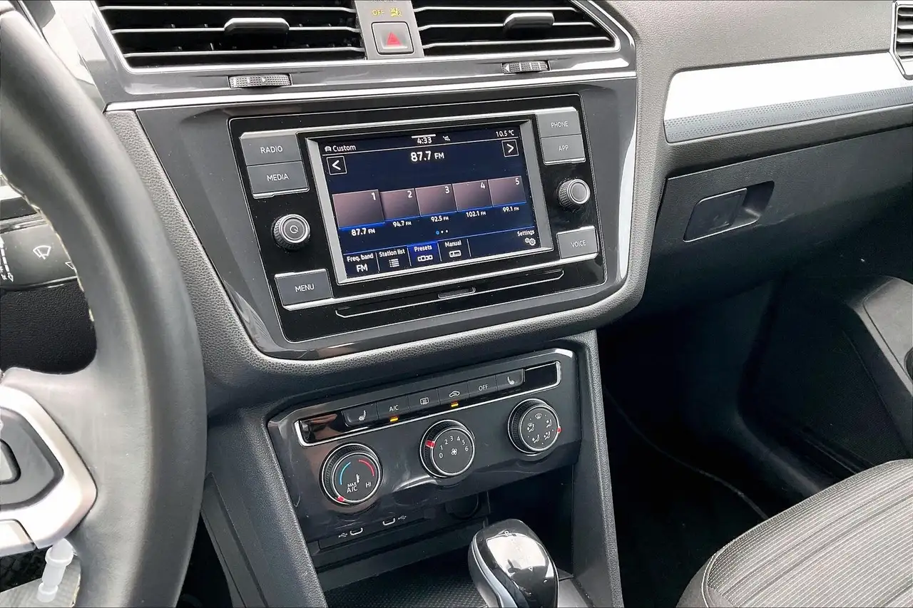 Volkswagen Tiguan снимка Volkswagen Tiguan