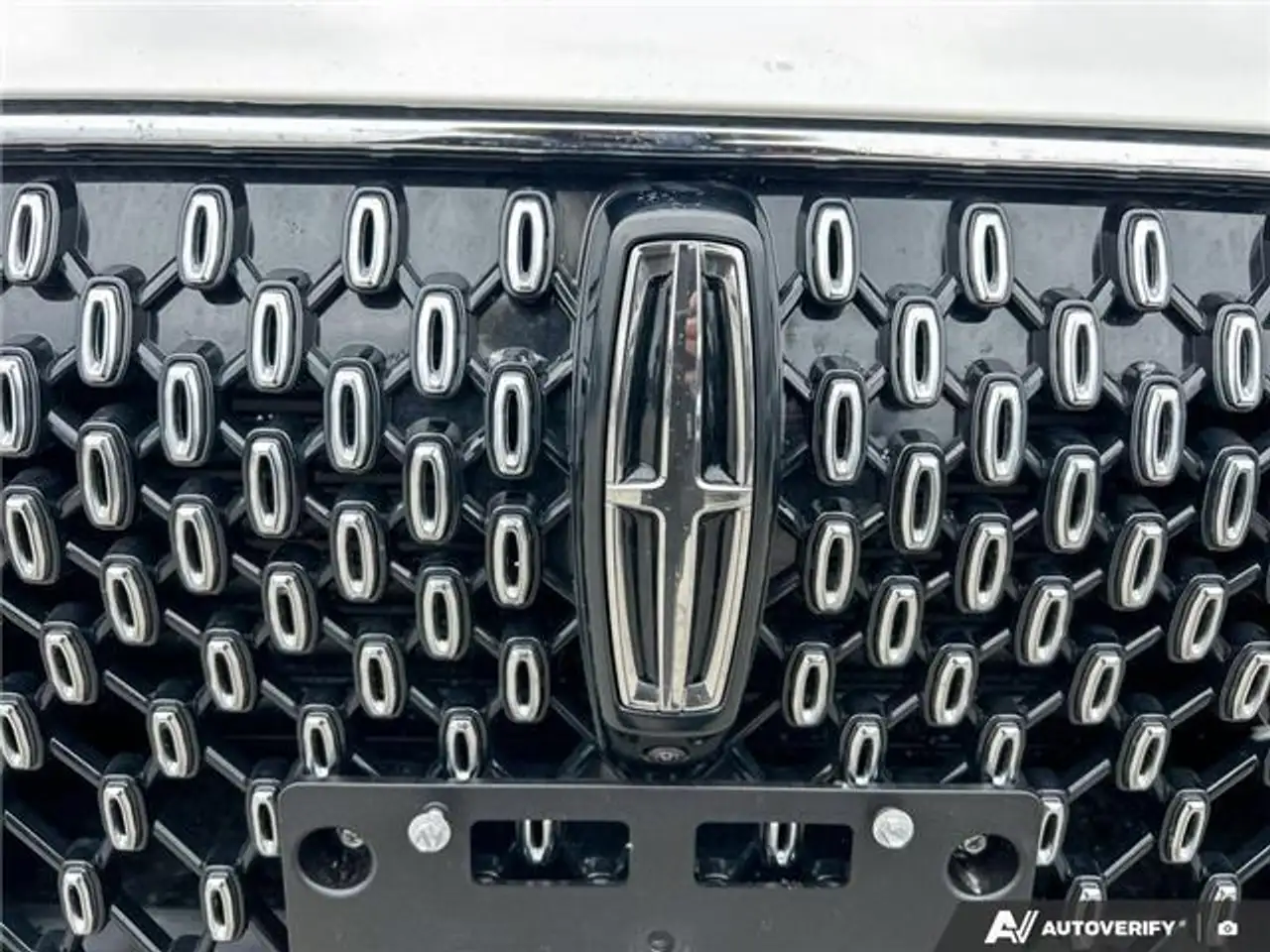 Lincoln Aviator снимка Lincoln Aviator
