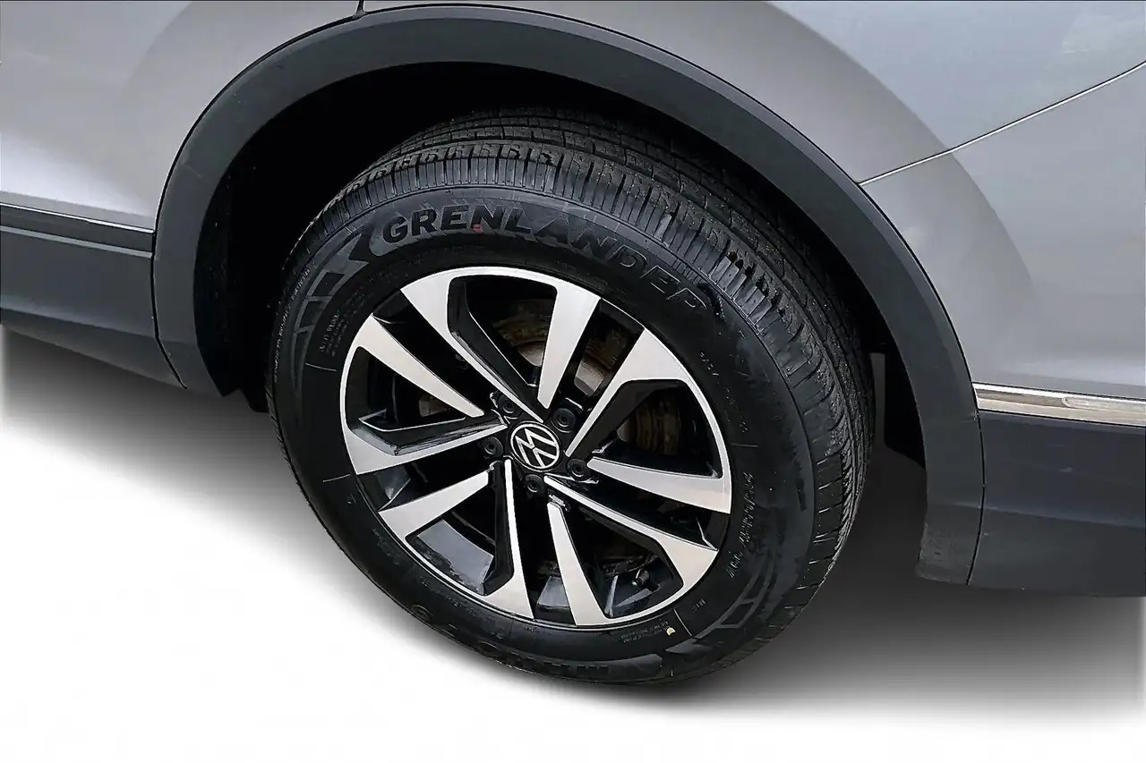 Volkswagen Tiguan снимка Volkswagen Tiguan
