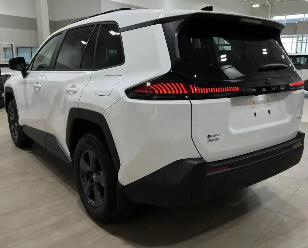 Toyota RAV 4 снимка Toyota RAV 4