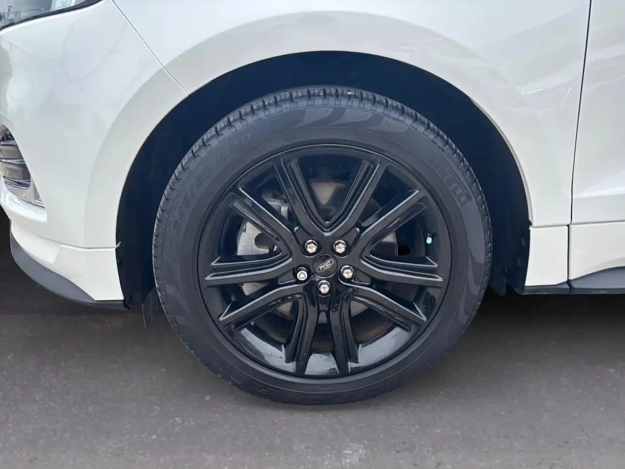 Ford Edge снимка Ford Edge
