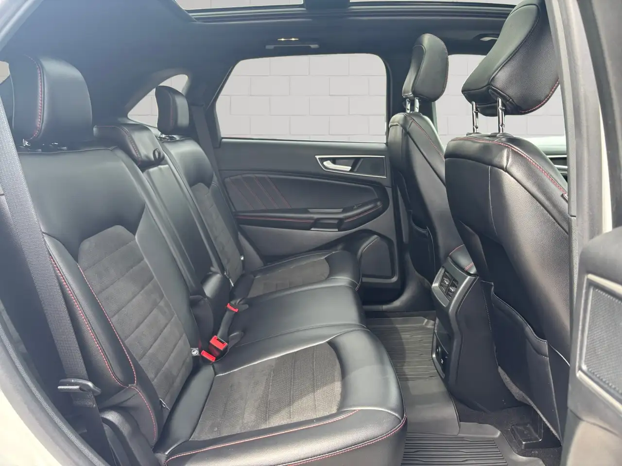 Ford Edge снимка Ford Edge