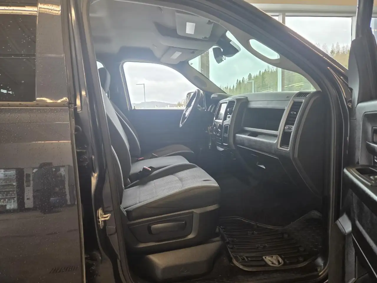 RAM 1500 photo RAM 1500