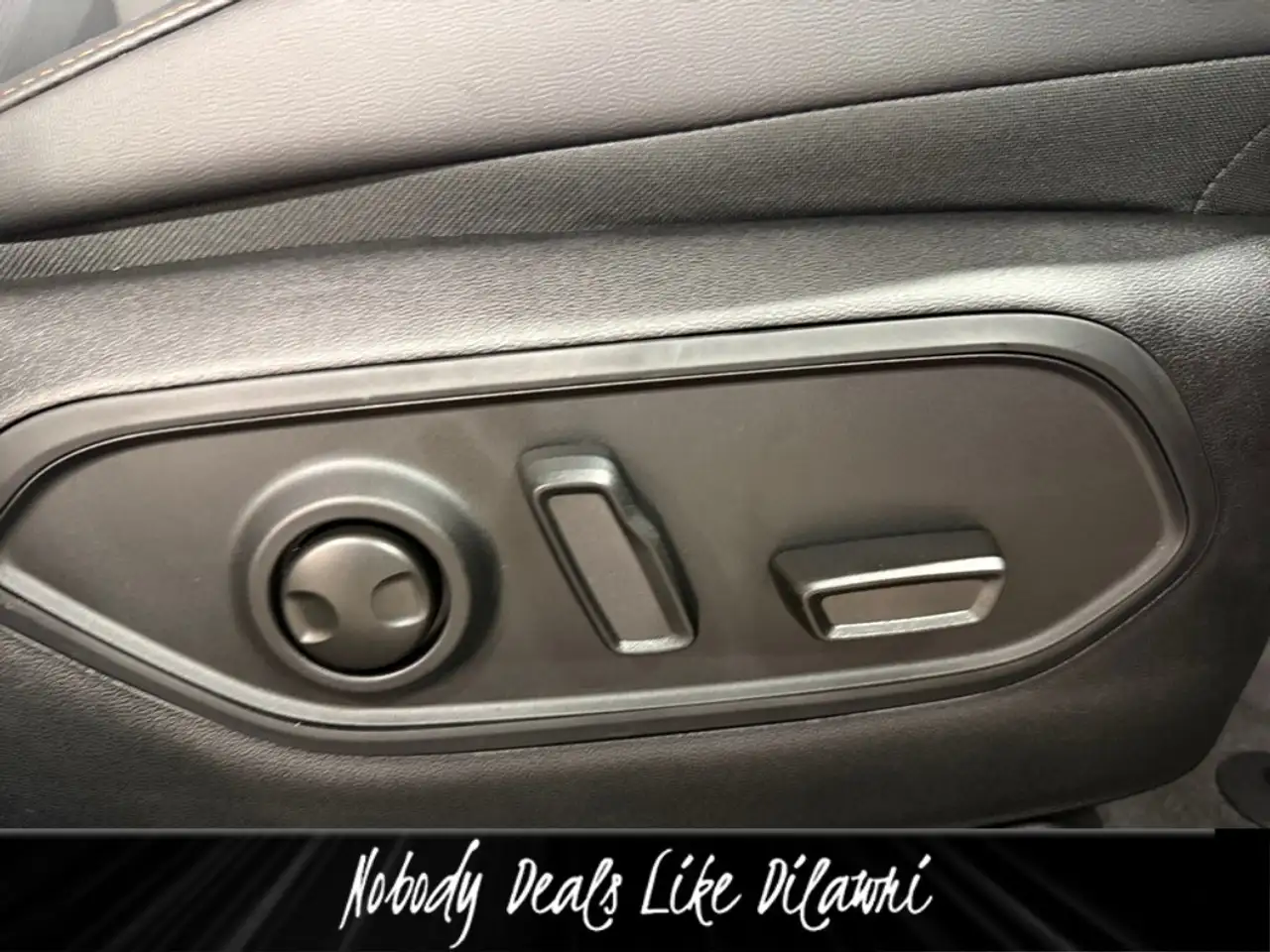 Jeep Cherokee photo Jeep Cherokee