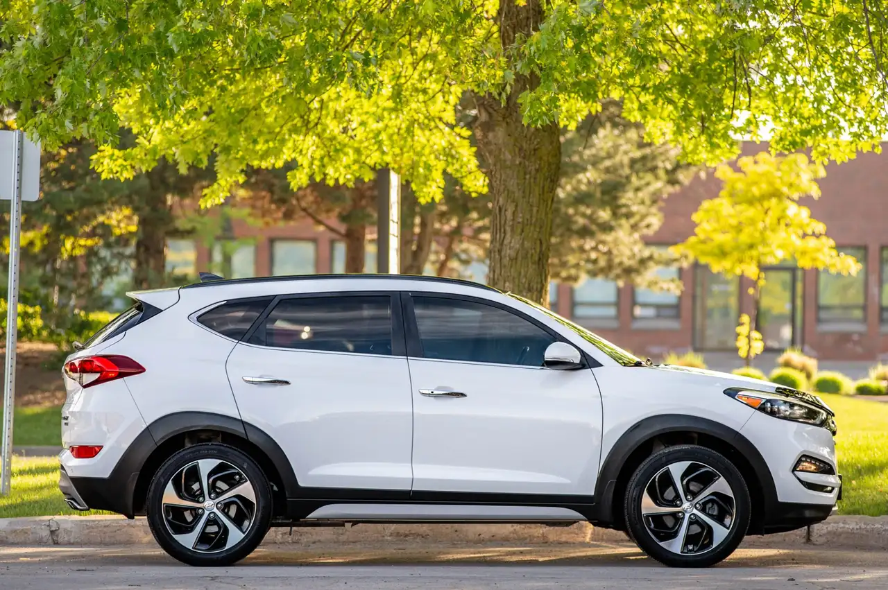 Hyundai TUCSON снимка Hyundai TUCSON