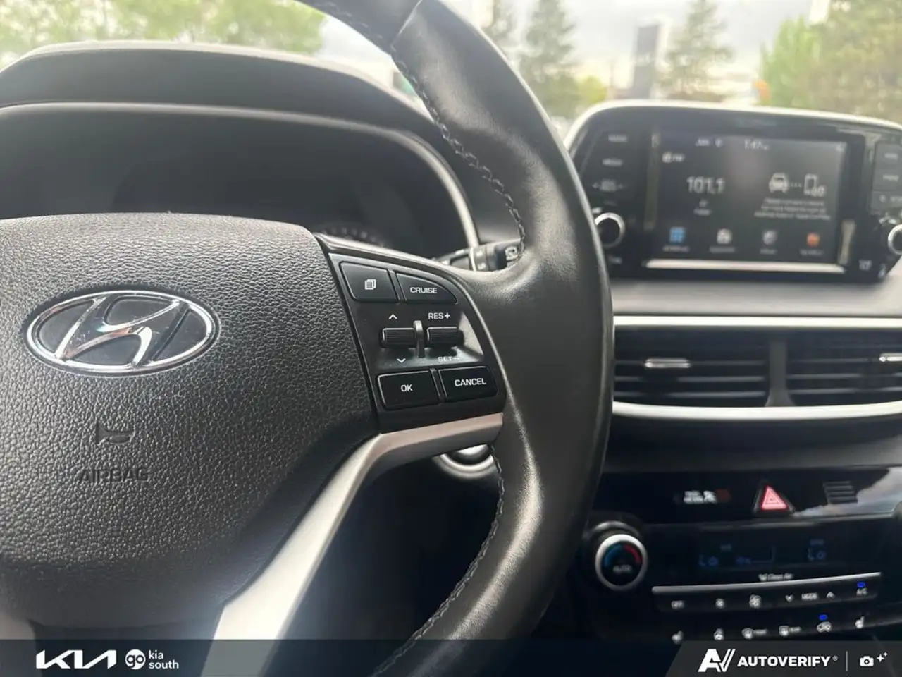 Hyundai TUCSON снимка Hyundai TUCSON