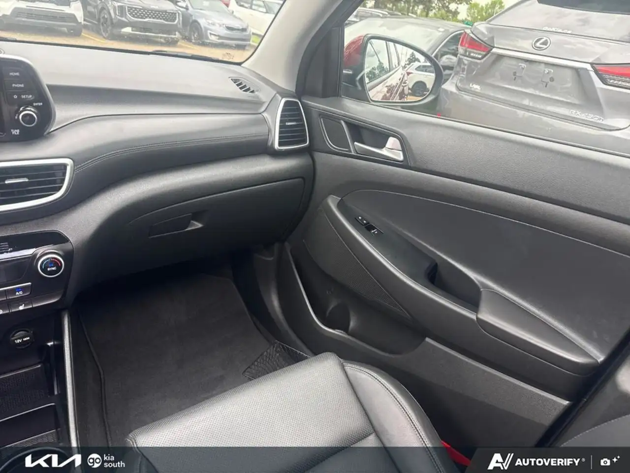 Hyundai TUCSON снимка Hyundai TUCSON
