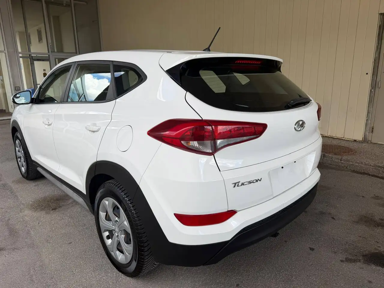 Hyundai TUCSON photo Hyundai TUCSON
