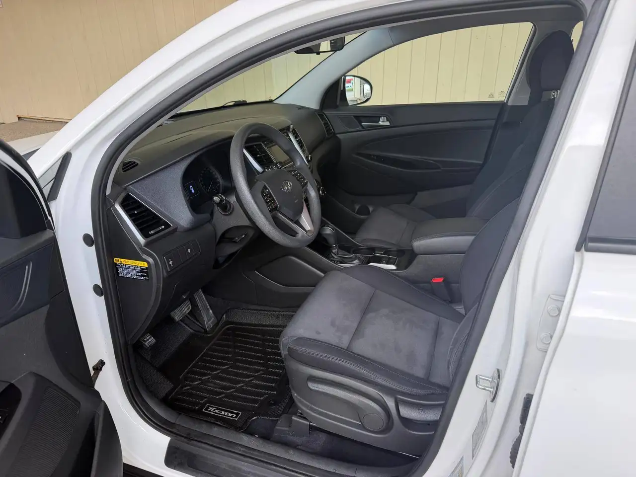 Hyundai TUCSON photo Hyundai TUCSON
