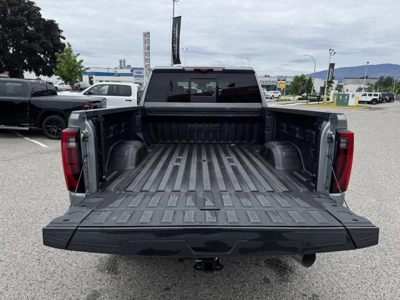 GMC Sierra 3500 снимка GMC Sierra 3500