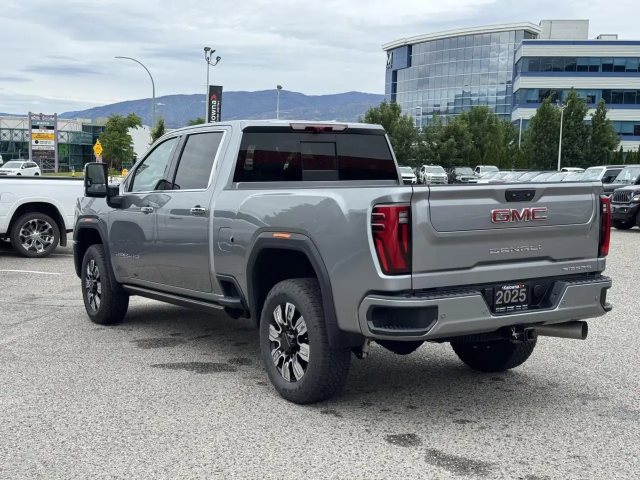 GMC Sierra 3500 снимка GMC Sierra 3500
