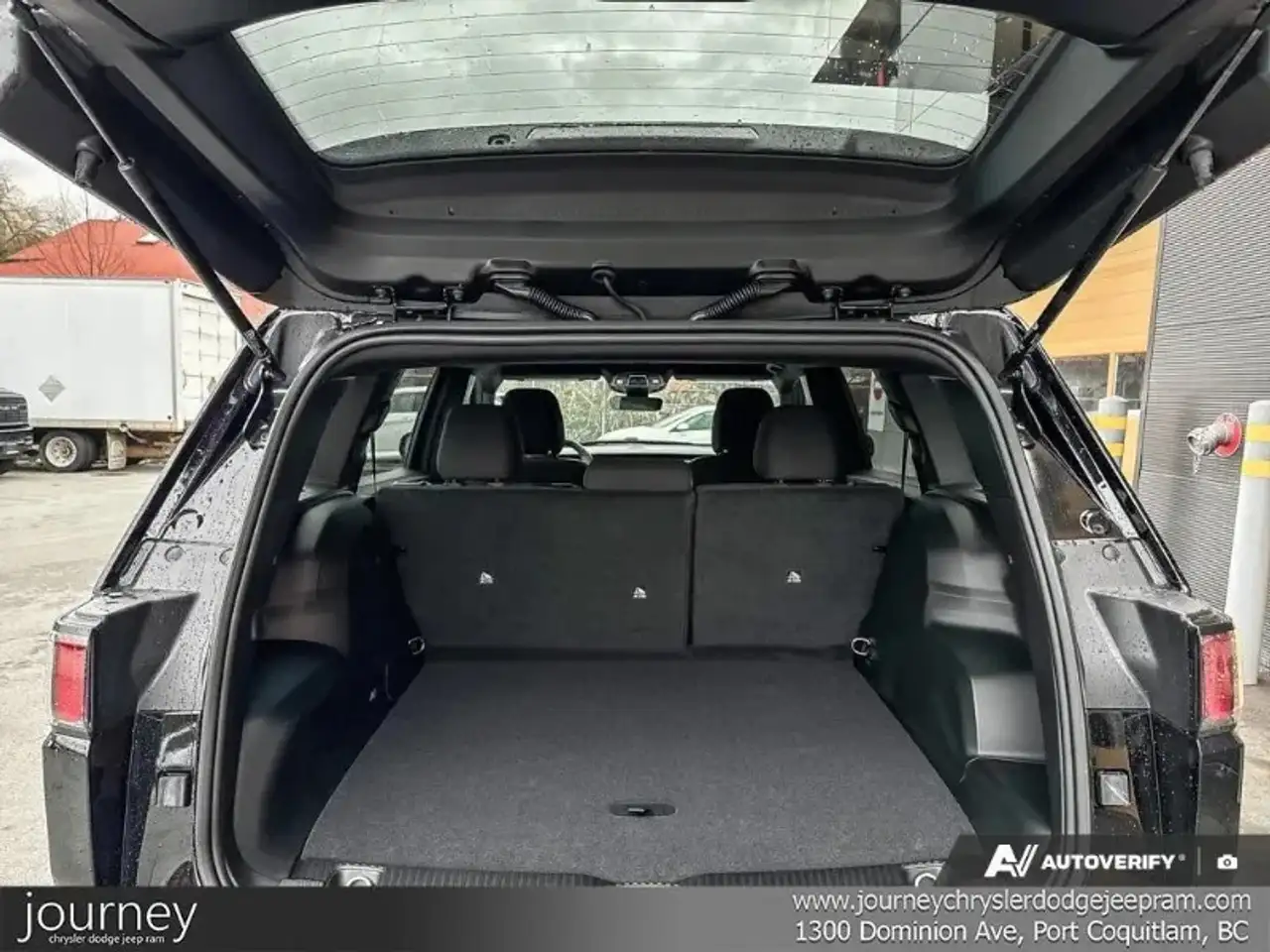 Jeep Cherokee photo Jeep Cherokee