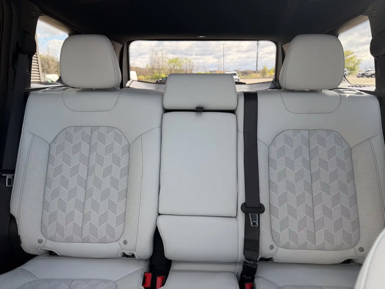 Jeep Cherokee снимка Jeep Cherokee