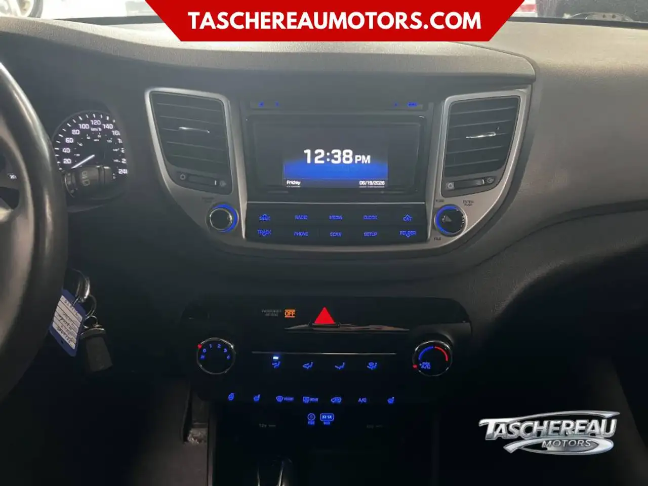 Hyundai TUCSON photo Hyundai TUCSON