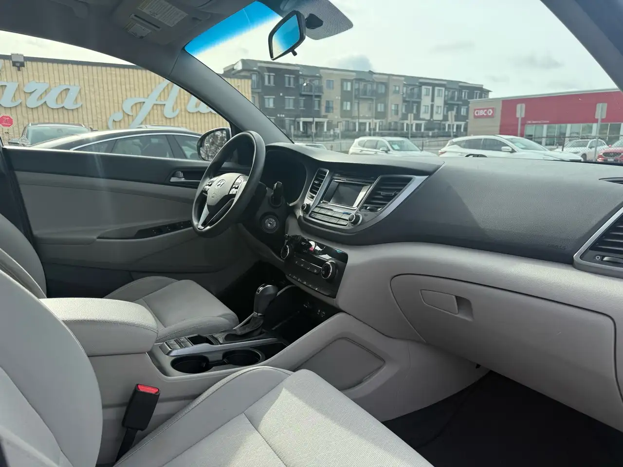 Hyundai TUCSON photo Hyundai TUCSON
