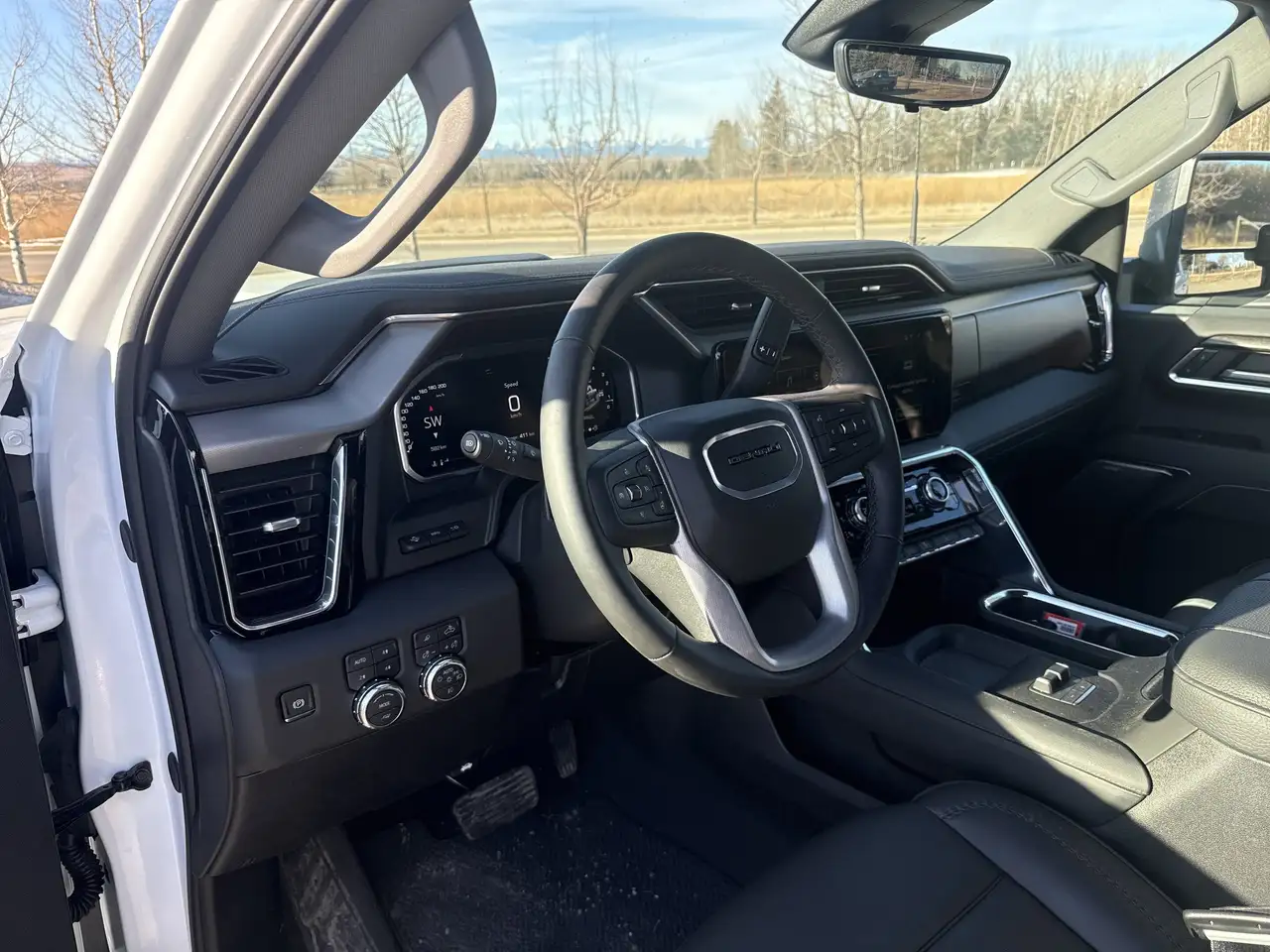 GMC Sierra 3500HD снимка GMC Sierra 3500HD