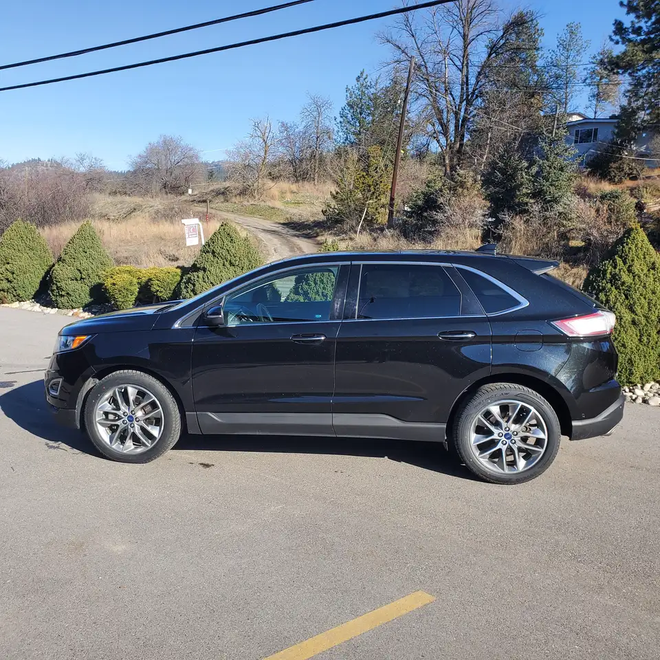 Ford Edge photo Ford Edge