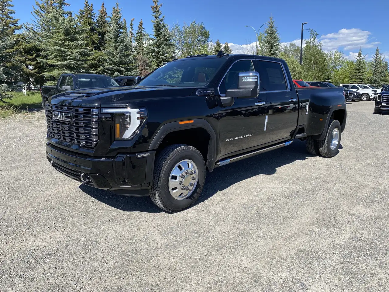 GMC Sierra 3500HD снимка GMC Sierra 3500HD