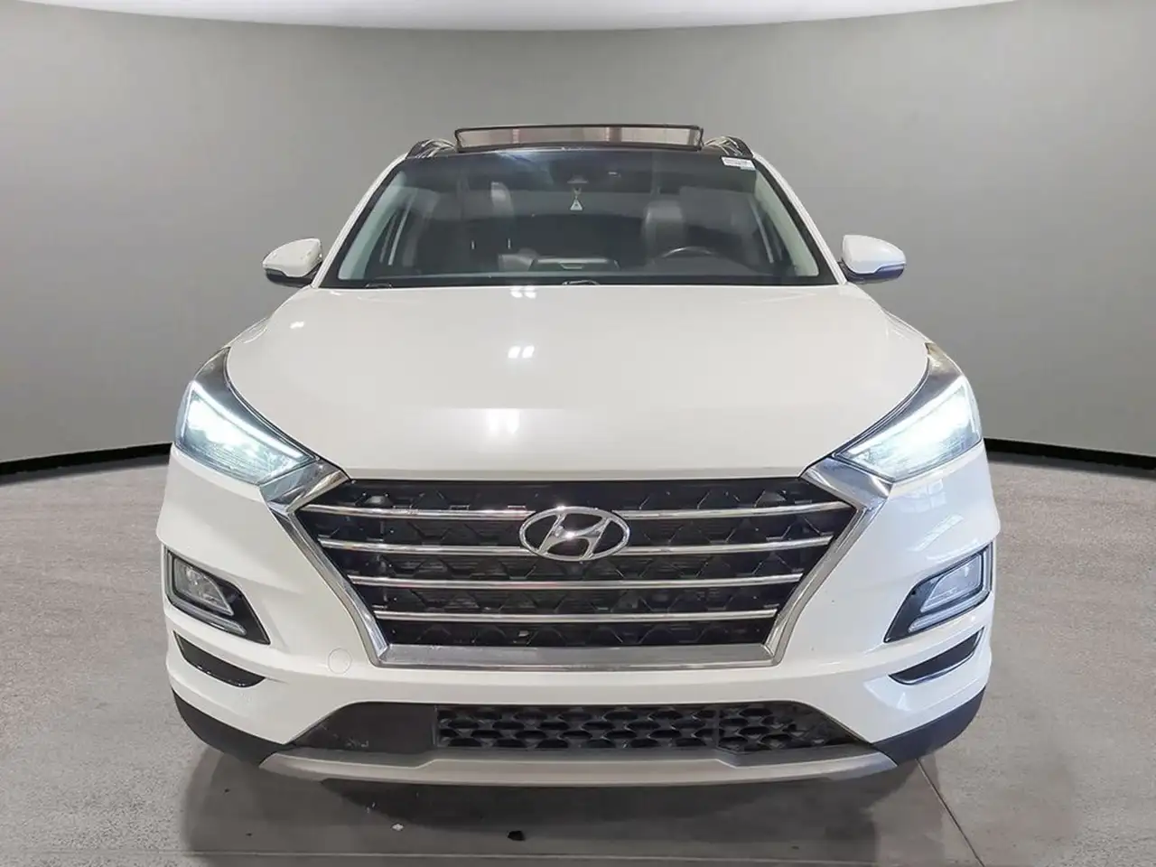 Hyundai TUCSON снимка Hyundai TUCSON