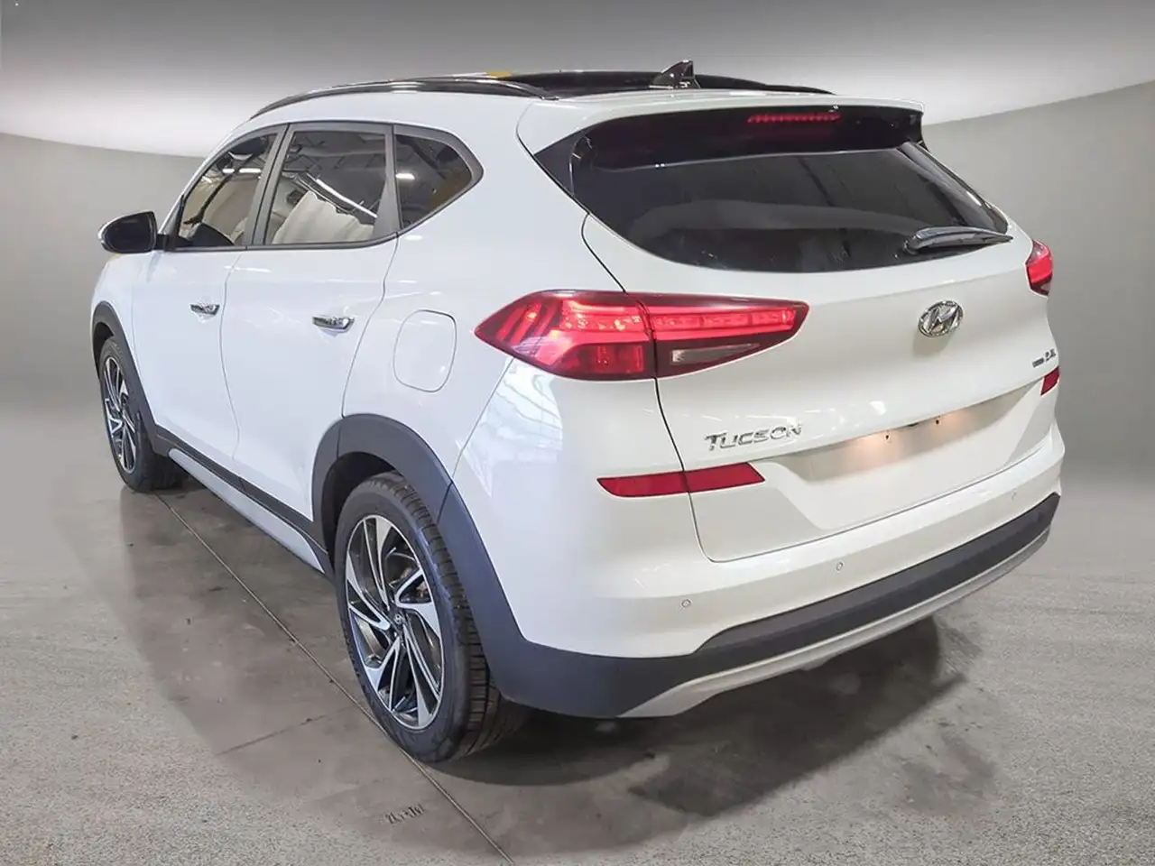 Hyundai TUCSON снимка Hyundai TUCSON