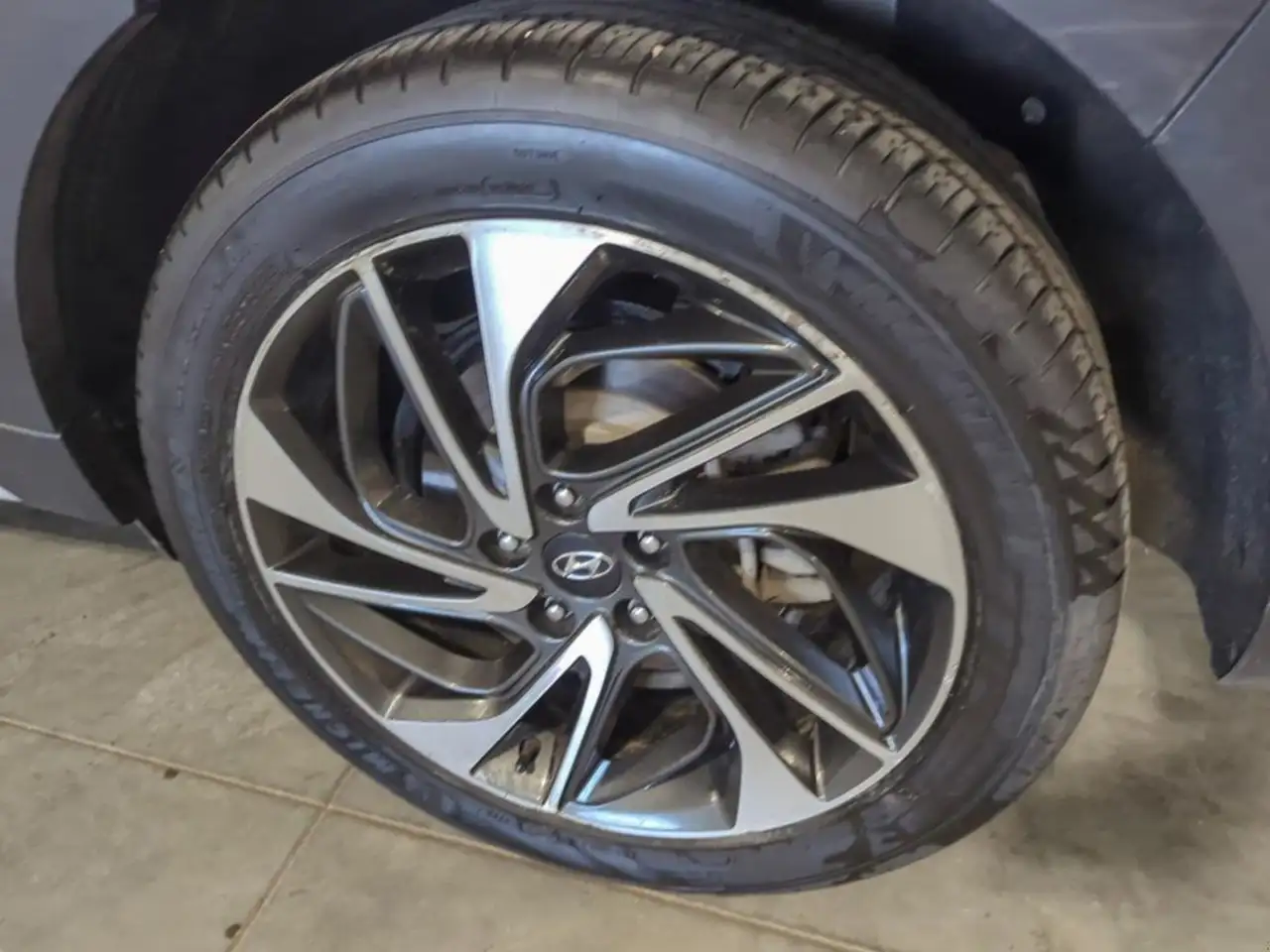 Hyundai TUCSON снимка Hyundai TUCSON