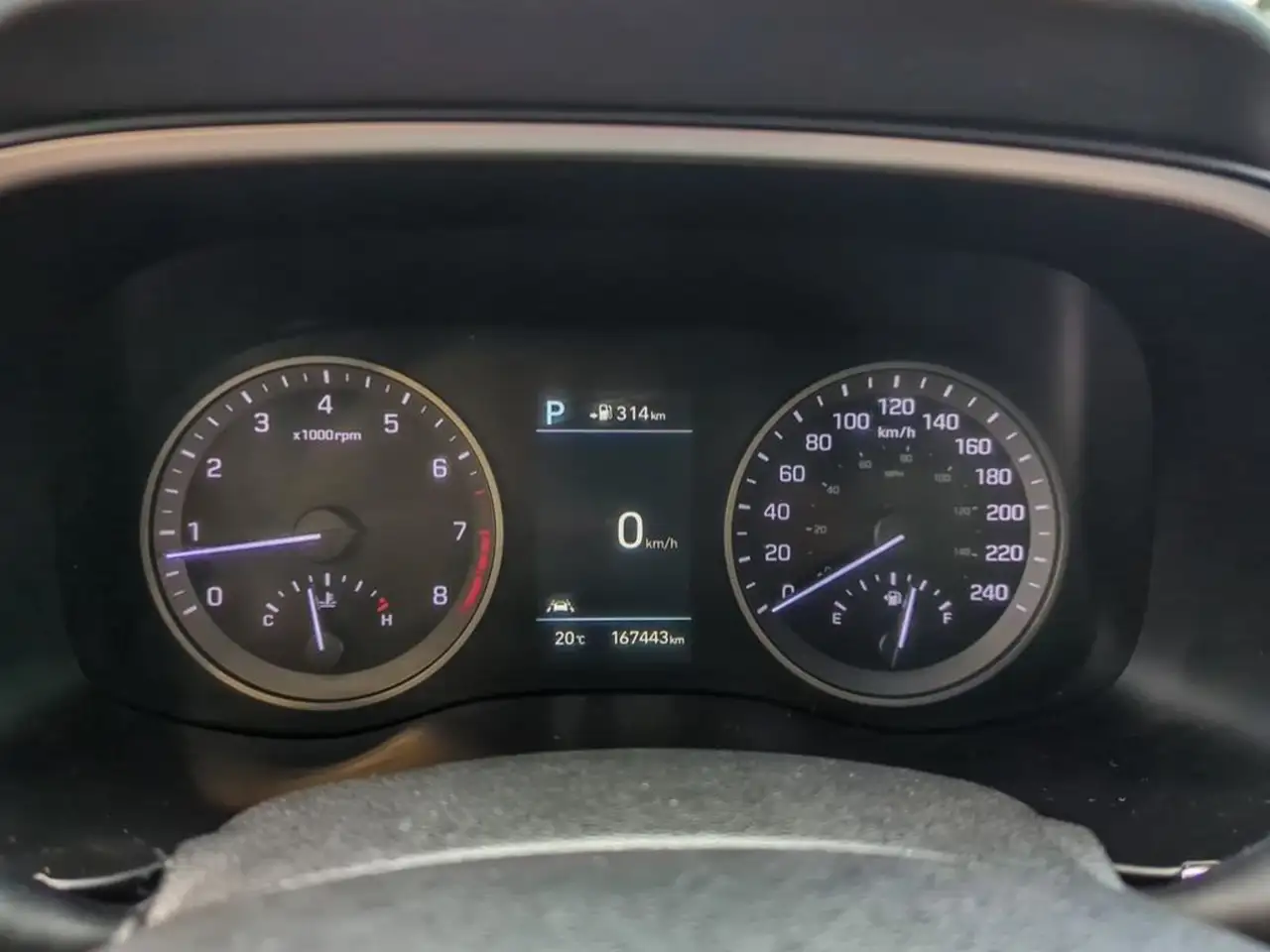 Hyundai TUCSON снимка Hyundai TUCSON