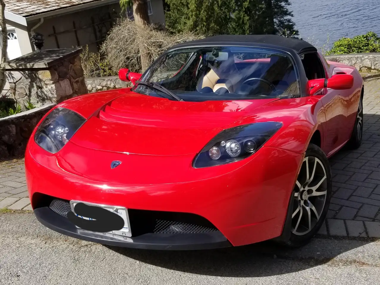 Tesla Roadster снимка Tesla Roadster