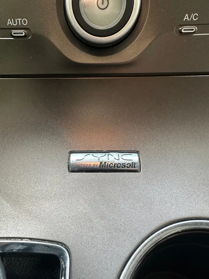 Ford Edge photo Ford Edge