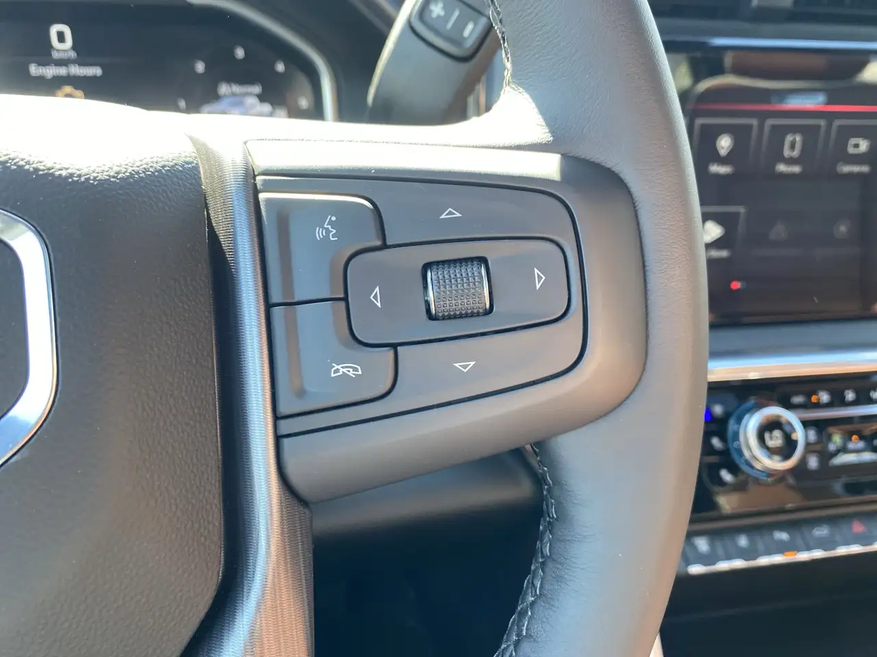 GMC Sierra 3500HD снимка GMC Sierra 3500HD