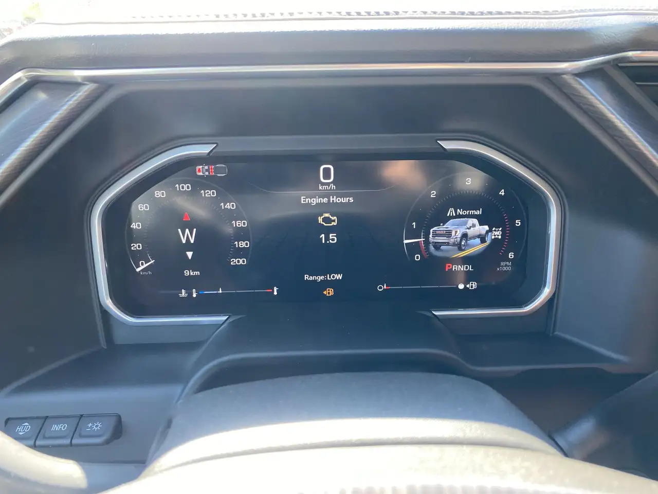 GMC Sierra 3500HD снимка GMC Sierra 3500HD