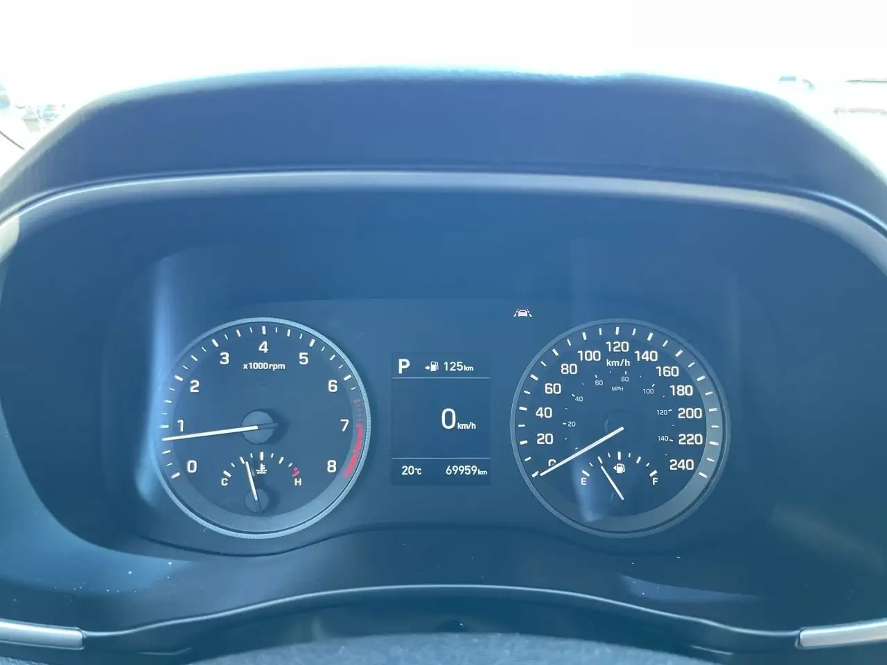 Hyundai TUCSON снимка Hyundai TUCSON