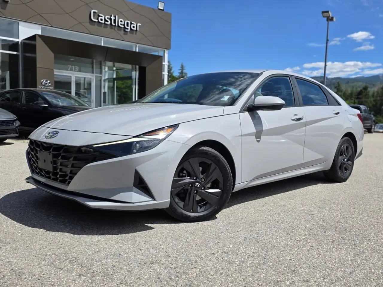 2022 Hyundai ELANTRA