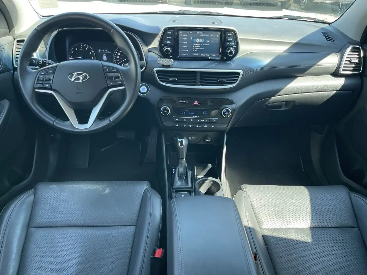 Hyundai TUCSON снимка Hyundai TUCSON