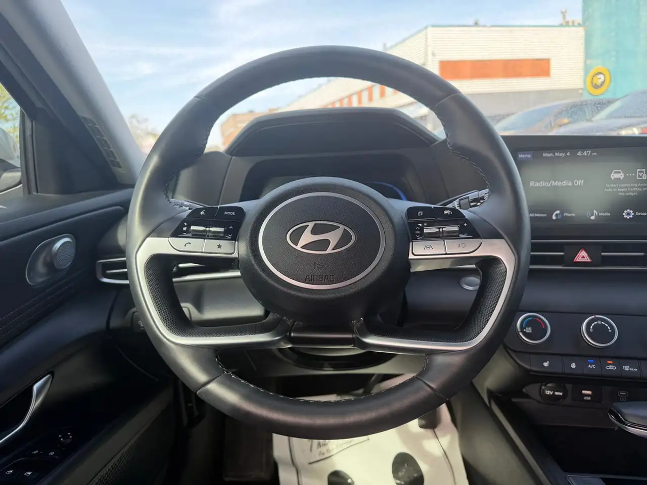 Hyundai ELANTRA снимка Hyundai ELANTRA