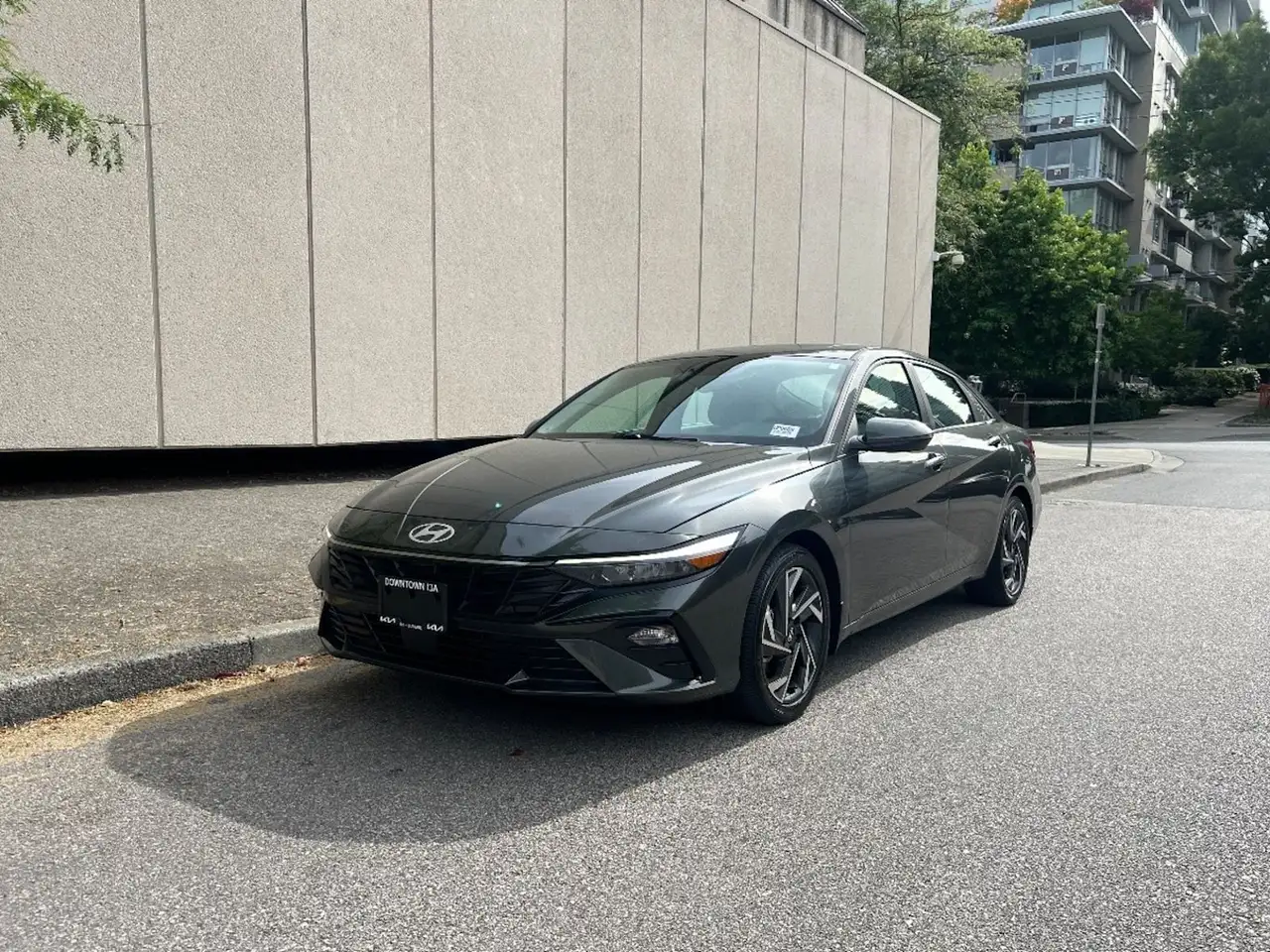 2024 Hyundai ELANTRA