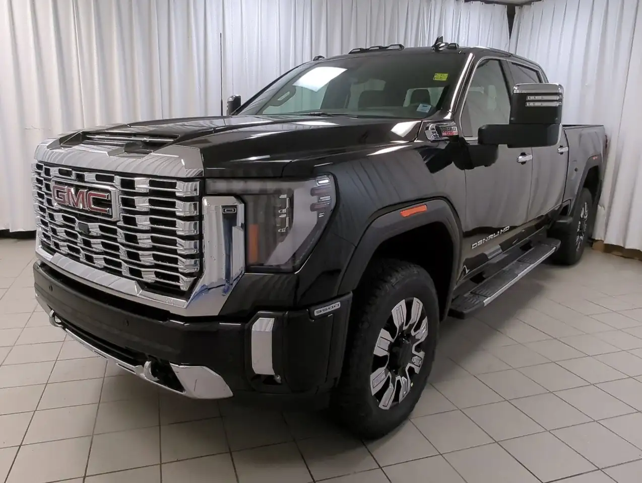 GMC Sierra 3500HD photo GMC Sierra 3500HD