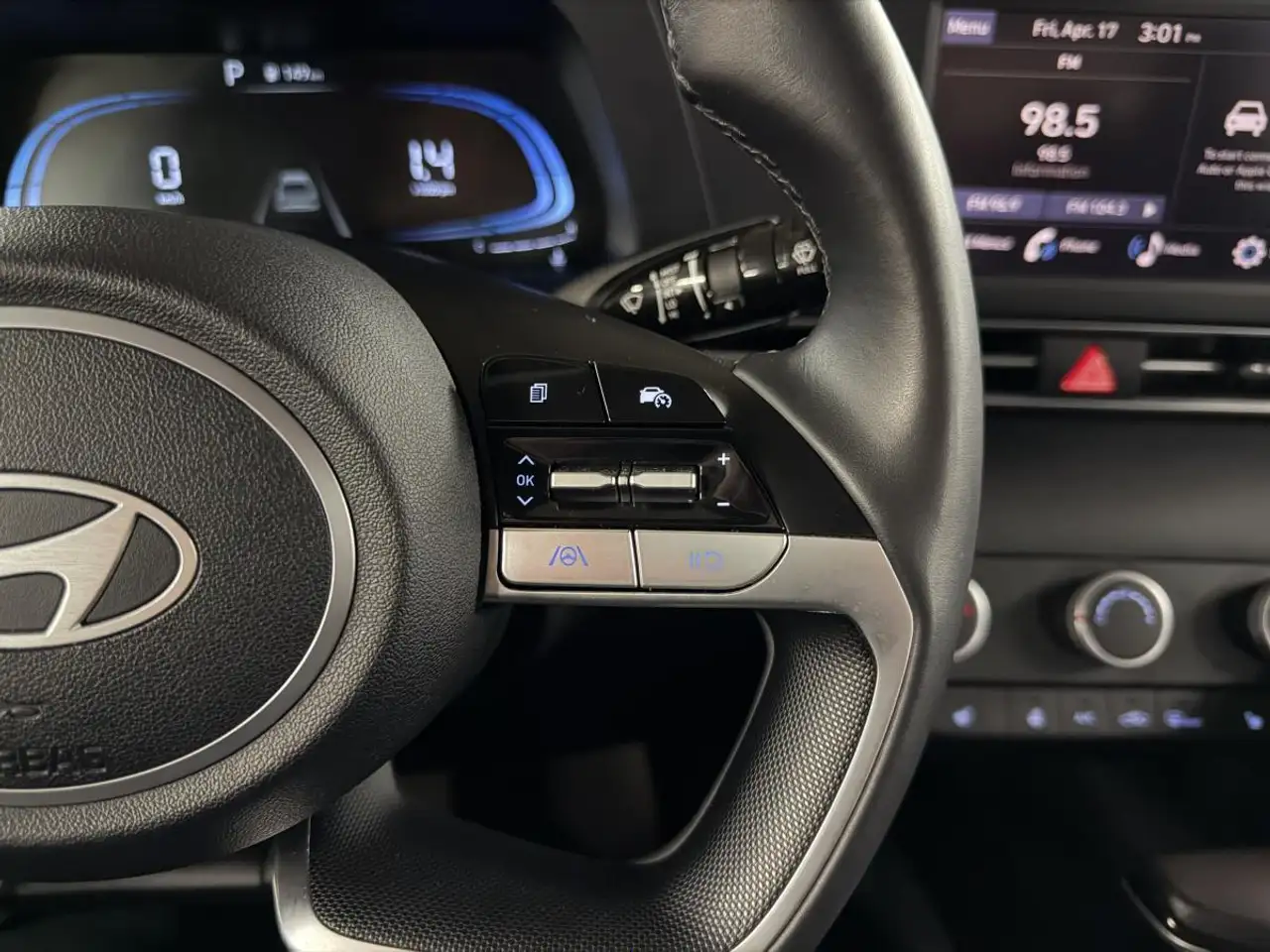 Hyundai ELANTRA снимка Hyundai ELANTRA