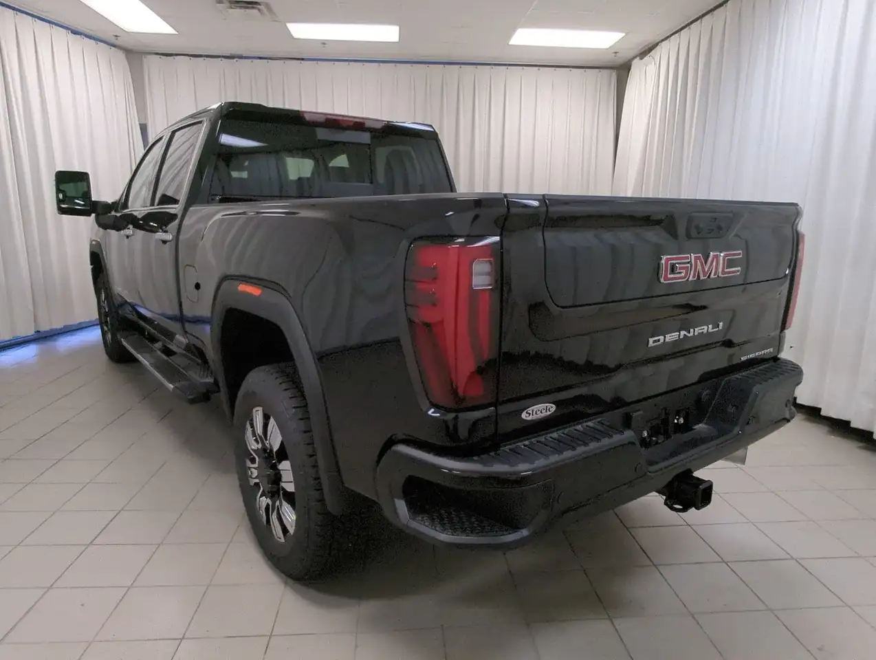GMC Sierra 3500HD photo GMC Sierra 3500HD