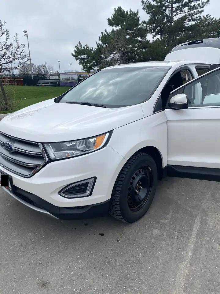 2018 Ford Edge