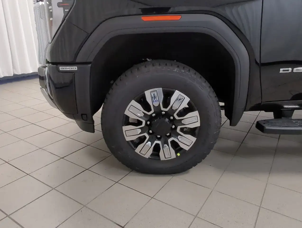 GMC Sierra 3500HD photo GMC Sierra 3500HD