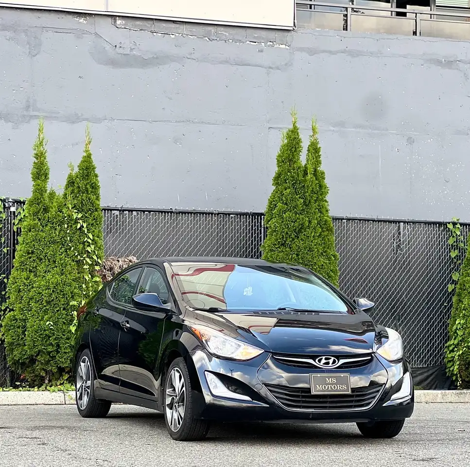 Hyundai ELANTRA снимка Hyundai ELANTRA