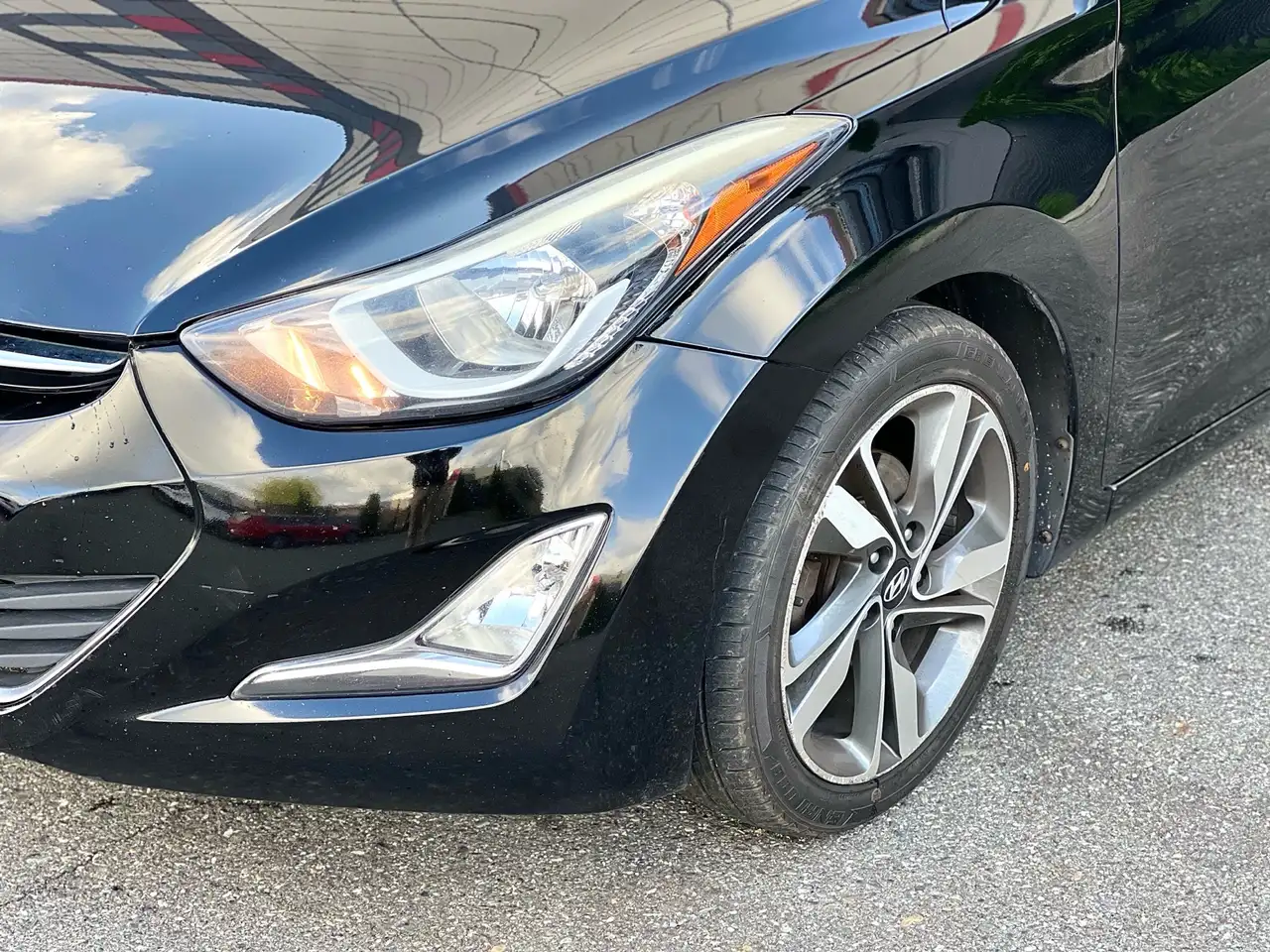 Hyundai ELANTRA снимка Hyundai ELANTRA