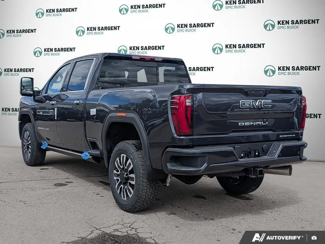 GMC Sierra 3500HD fotografie GMC Sierra 3500HD